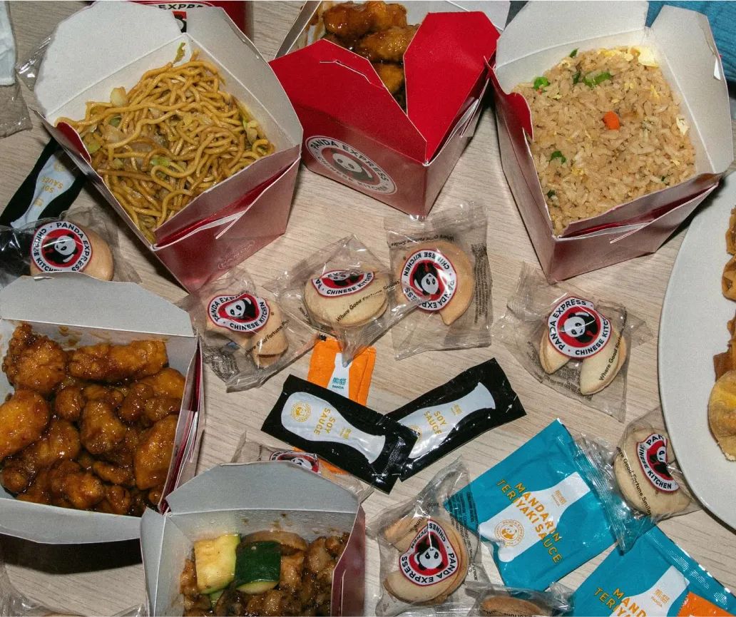 Image of an excited Lunch On Me gift card recipient. Their thank you note is below.