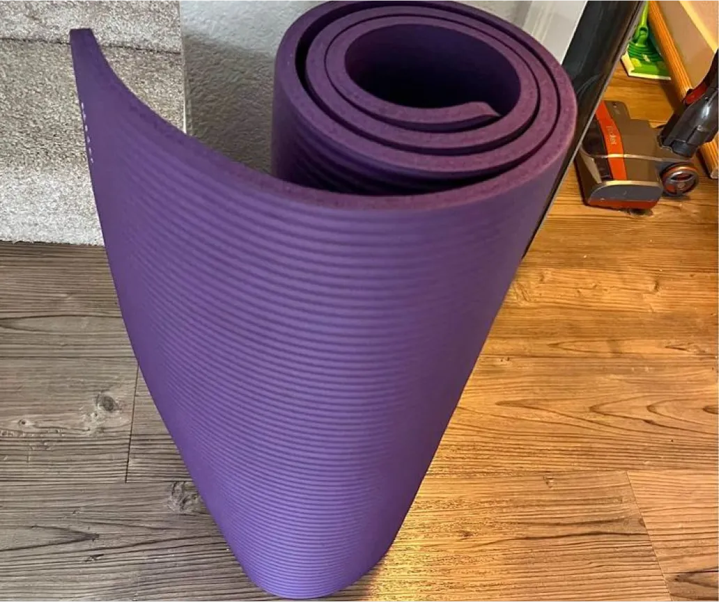 Image of an excited Yoga On Me gift card recipient. Their thank you note is below.